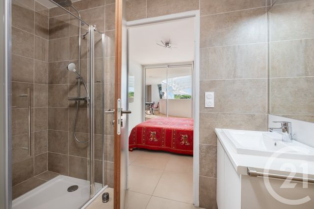 Appartement T4 à vendre - 4 pièces - 100,25 m2 - La Grande Motte - 34 - LANGUEDOC-ROUSSILLON