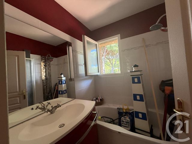 Appartement F2 à vendre - 2 pièces - 42,30 m2 - La Grande Motte - 34 - LANGUEDOC-ROUSSILLON