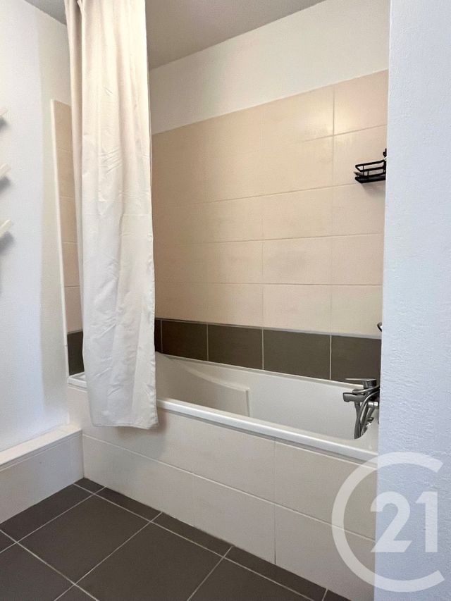 Appartement F3 &agrave; louer - 3 pi&egrave;ces - 81,11 m2 - Montpellier - 34 - LANGUEDOC-ROUSSILLON