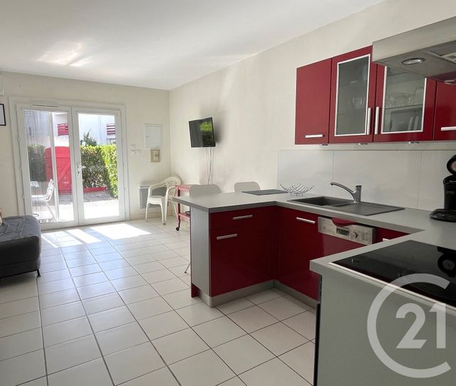 Appartement F2 &agrave; louer - 2 pi&egrave;ces - 32,90 m2 - La Grande Motte - 34 - LANGUEDOC-ROUSSILLON