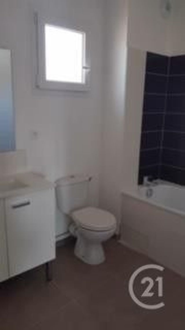 Maison &agrave; louer - 4 pi&egrave;ces - 78,80 m2 - Portiragnes - 34 - LANGUEDOC-ROUSSILLON