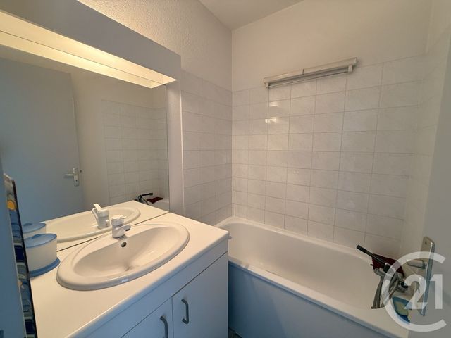 Appartement F3 duplex &agrave; vendre - 3 pi&egrave;ces - 53,38 m2 - Le Grau Du Roi - 30 - LANGUEDOC-ROUSSILLON