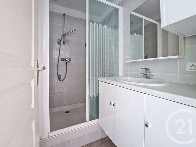 Appartement F4 &agrave; vendre - 4 pi&egrave;ces - 72 m2 - Le Grau Du Roi - 30 - LANGUEDOC-ROUSSILLON