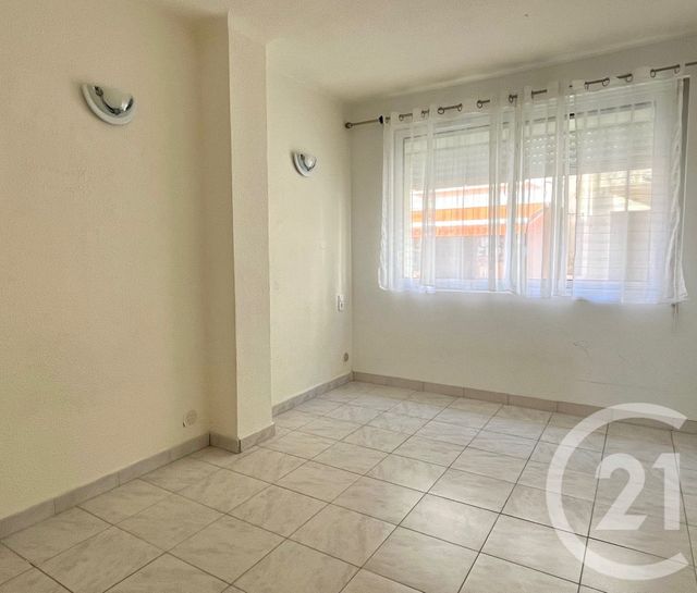 Appartement F3 &agrave; louer - 3 pi&egrave;ces - 66 m2 - Le Grau Du Roi - 30 - LANGUEDOC-ROUSSILLON