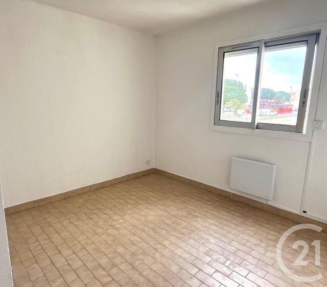 Appartement F2 &agrave; louer - 2 pi&egrave;ces - 29,56 m2 - Le Grau Du Roi - 30 - LANGUEDOC-ROUSSILLON