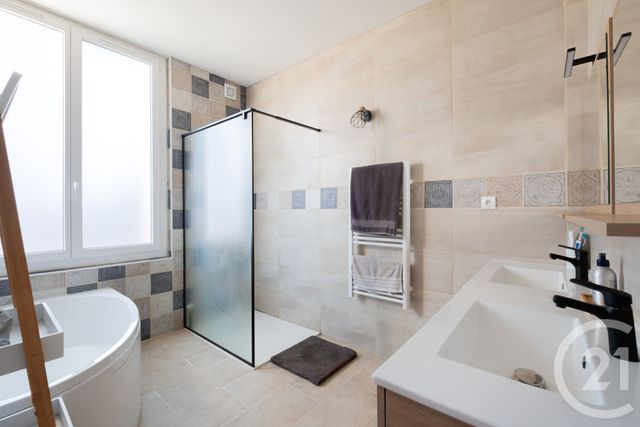 Maison à vendre - 5 pièces - 323 m2 - Nages Et Solorgues - 30 - LANGUEDOC-ROUSSILLON