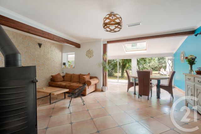 Afficher la photo en grand Maison à vendre - 6 pièces - 138,94 m2 - Uchaud - 30 - LANGUEDOC-ROUSSILLON