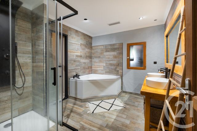 Afficher la photo en grand Maison à vendre - 6 pièces - 138,94 m2 - Uchaud - 30 - LANGUEDOC-ROUSSILLON