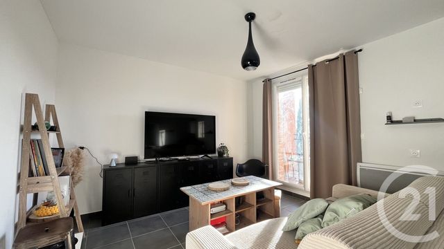 Appartement T3 &agrave; vendre - 4 pi&egrave;ces - 85 m2 - Milhaud - 30 - LANGUEDOC-ROUSSILLON
