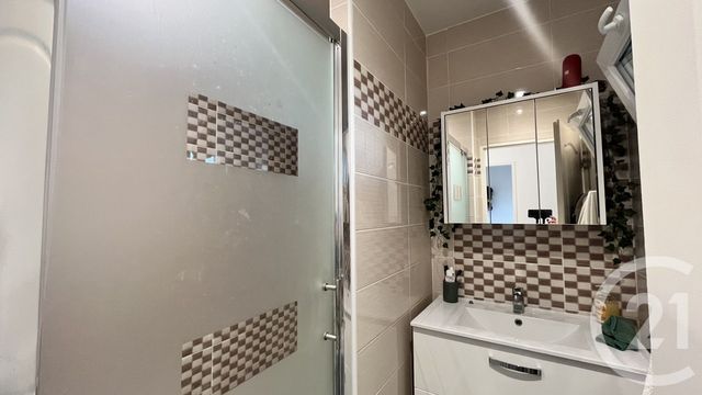 Appartement T3 &agrave; vendre - 4 pi&egrave;ces - 85 m2 - Milhaud - 30 - LANGUEDOC-ROUSSILLON