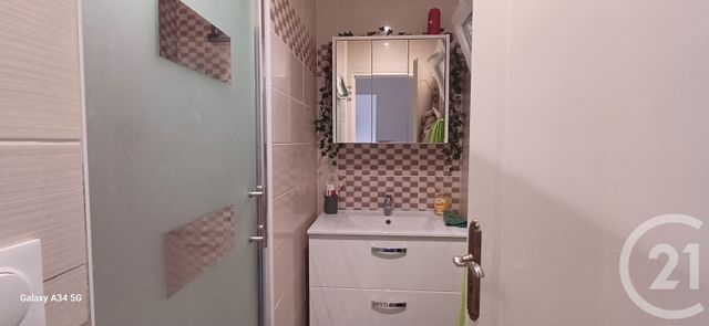Appartement T3 à vendre - 4 pièces - 85 m2 - Milhaud - 30 - LANGUEDOC-ROUSSILLON