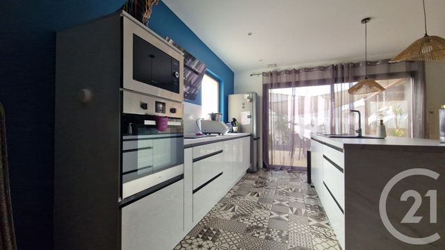 Maison à vendre - 5 pièces - 133,70 m2 - Vergeze - 30 - LANGUEDOC-ROUSSILLON