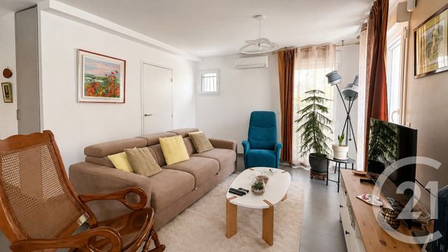 Appartement Duplex &agrave; vendre - 4 pi&egrave;ces - 96,96 m2 - Vergeze - 30 - LANGUEDOC-ROUSSILLON