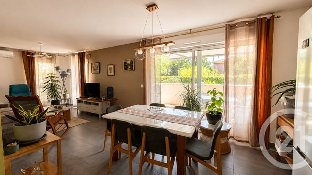 Appartement Duplex &agrave; vendre - 4 pi&egrave;ces - 96,96 m2 - Vergeze - 30 - LANGUEDOC-ROUSSILLON