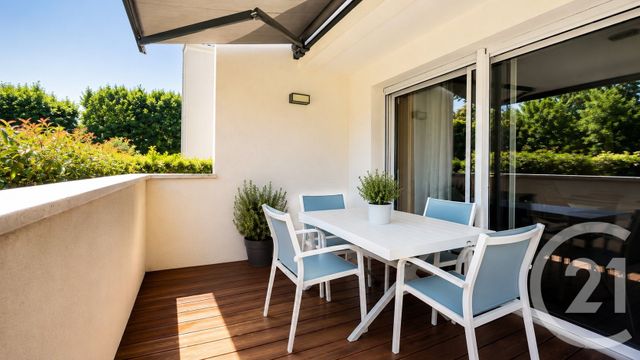 Appartement Duplex &agrave; vendre - 4 pi&egrave;ces - 96,96 m2 - Vergeze - 30 - LANGUEDOC-ROUSSILLON