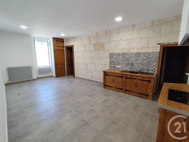 Appartement T2 à louer - 2 pièces - 50,89 m2 - Nimes - 30 - LANGUEDOC-ROUSSILLON