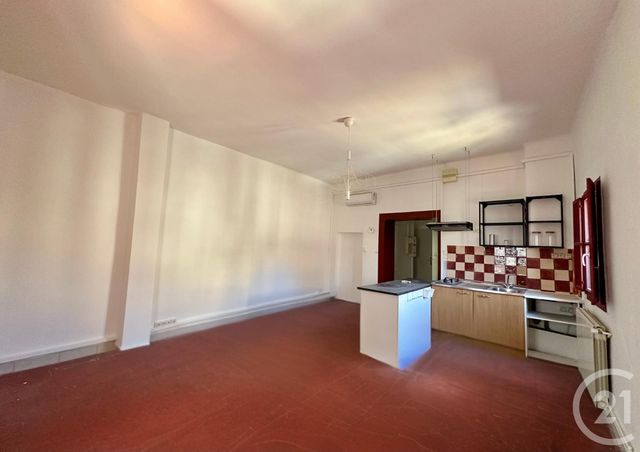 Appartement T2 à louer - 2 pièces - 50,20 m2 - Nimes - 30 - LANGUEDOC-ROUSSILLON