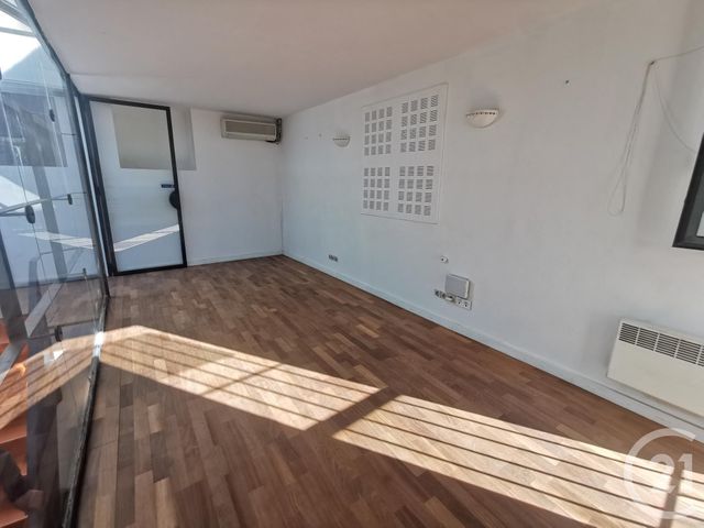 Appartement Local &agrave; louer - 3 pi&egrave;ces - 110 m2 - Nimes - 30 - LANGUEDOC-ROUSSILLON