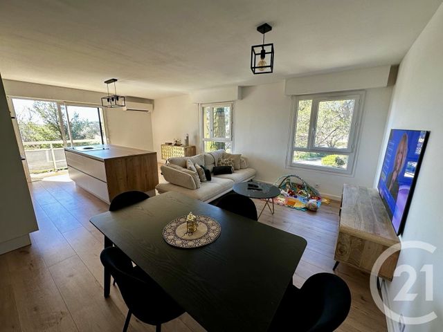 Appartement F4 à vendre - 4 pièces - 73,47 m2 - Nimes - 30 - LANGUEDOC-ROUSSILLON