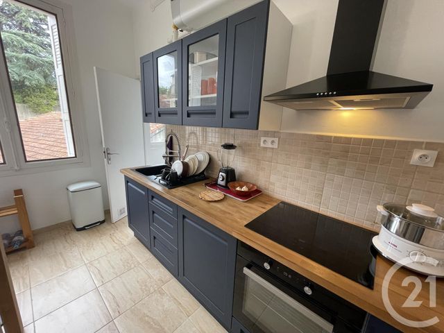 Appartement T1 à vendre - 1 pièce - 42,42 m2 - Nimes - 30 - LANGUEDOC-ROUSSILLON