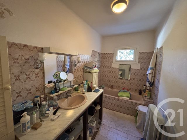 Maison à vendre - 6 pièces - 133,08 m2 - Nimes - 30 - LANGUEDOC-ROUSSILLON