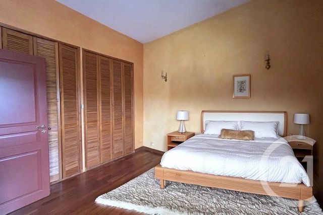 Appartement à vendre - 4 pièces - 146,60 m2 - Nimes - 30 - LANGUEDOC-ROUSSILLON