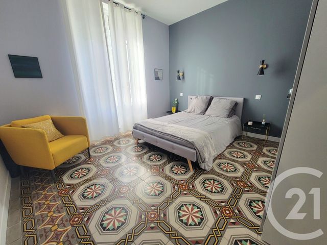 Afficher la photo en grand Appartement F3 à vendre - 3 pièces - 76,13 m2 - Nimes - 30 - LANGUEDOC-ROUSSILLON