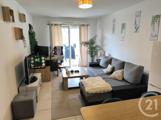 Afficher la photo en grand Appartement T2 à vendre - 2 pièces - 41,91 m2 - Nimes - 30 - LANGUEDOC-ROUSSILLON