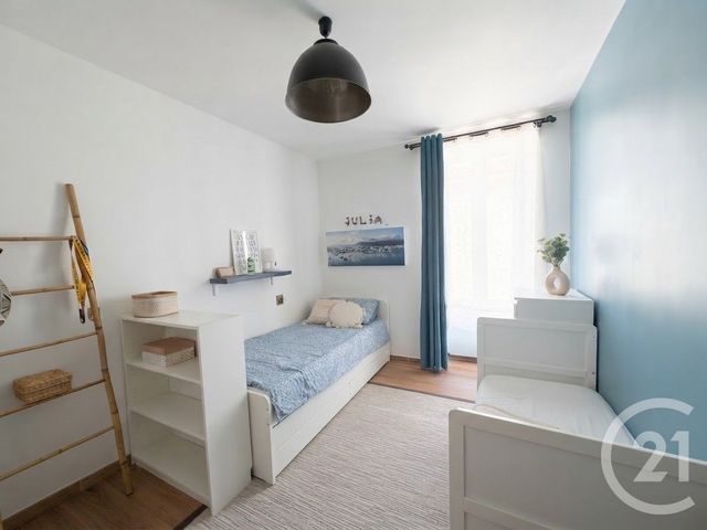 Appartement Duplex &agrave; vendre - 4 pi&egrave;ces - 109,72 m2 - Nimes - 30 - LANGUEDOC-ROUSSILLON