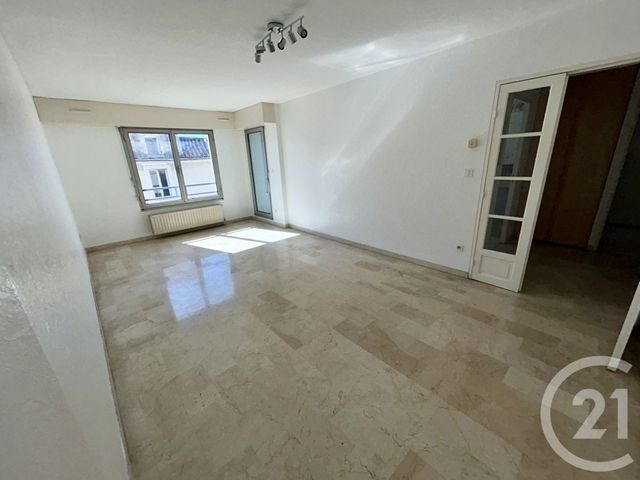 Appartement F4 à vendre - 4 pièces - 79,74 m2 - Nimes - 30 - LANGUEDOC-ROUSSILLON