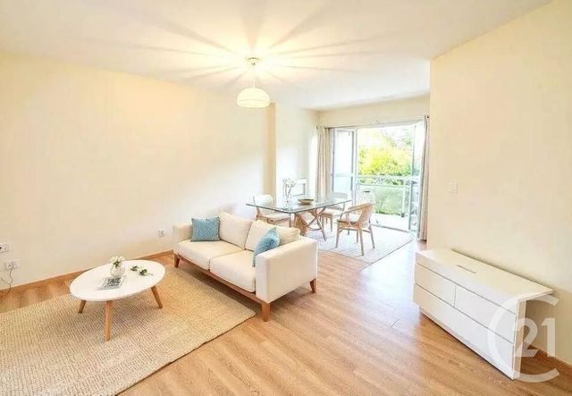 Appartement à vendre - 3 pièces - 68,07 m2 - Nimes - 30 - LANGUEDOC-ROUSSILLON