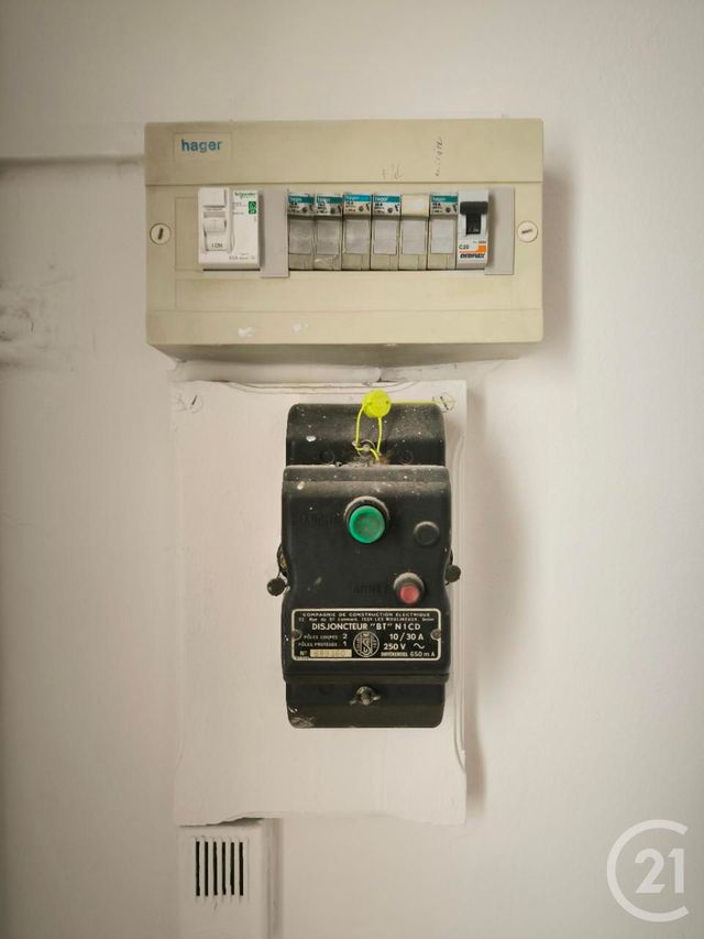 Appartement F4 &agrave; vendre - 4 pi&egrave;ces - 69,46 m2 - Nimes - 30 - LANGUEDOC-ROUSSILLON