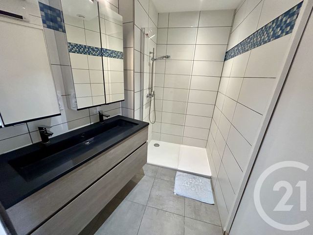 Appartement F4 à vendre - 4 pièces - 64,99 m2 - Nimes - 30 - LANGUEDOC-ROUSSILLON