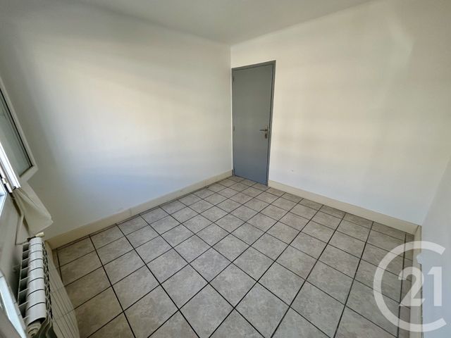 Appartement F4 &agrave; vendre - 4 pi&egrave;ces - 65 m2 - Nimes - 30 - LANGUEDOC-ROUSSILLON