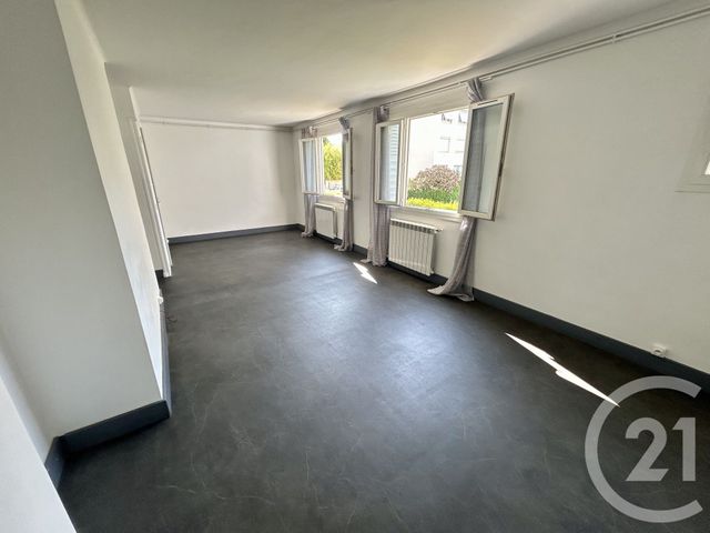 Appartement F4 à vendre - 4 pièces - 65 m2 - Nimes - 30 - LANGUEDOC-ROUSSILLON