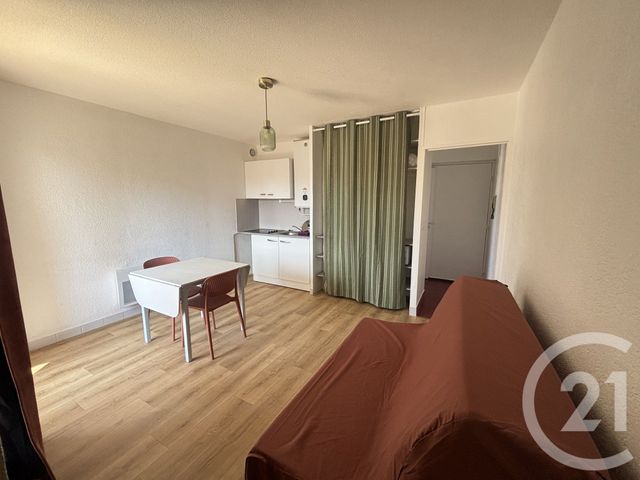 Appartement Studio &agrave; louer - 1 pi&egrave;ce - 22,59 m2 - Nimes - 30 - LANGUEDOC-ROUSSILLON