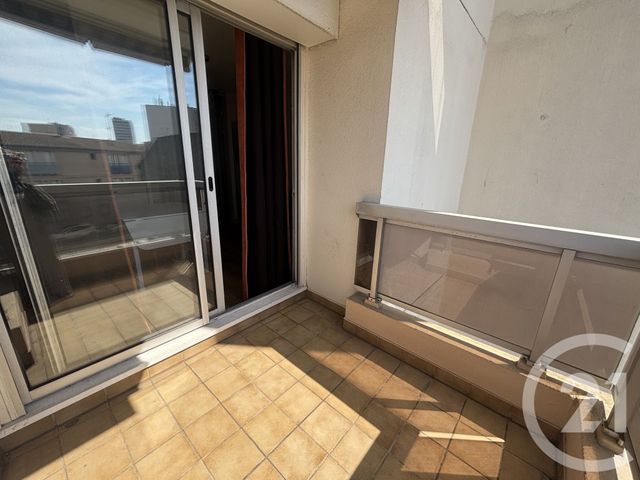 Appartement Studio &agrave; louer - 1 pi&egrave;ce - 22,59 m2 - Nimes - 30 - LANGUEDOC-ROUSSILLON