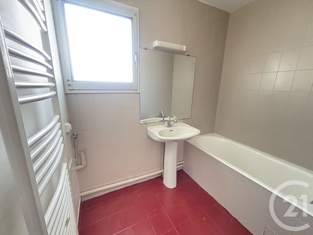Appartement Studio &agrave; louer - 1 pi&egrave;ce - 22,59 m2 - Nimes - 30 - LANGUEDOC-ROUSSILLON