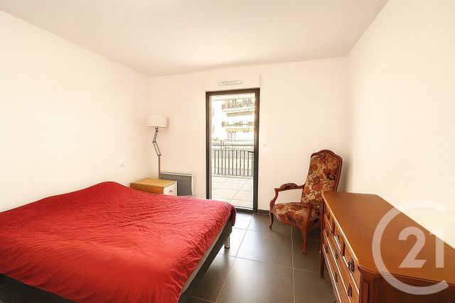 Appartement F3 à vendre - 3 pièces - 81 m2 - Nimes - 30 - LANGUEDOC-ROUSSILLON