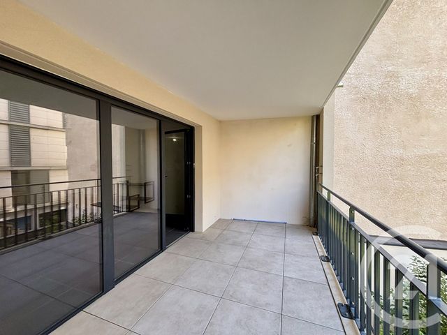 Appartement F3 à vendre - 3 pièces - 81 m2 - Nimes - 30 - LANGUEDOC-ROUSSILLON