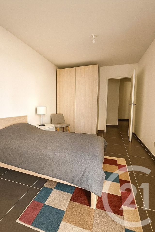 Appartement F3 à vendre - 3 pièces - 81 m2 - Nimes - 30 - LANGUEDOC-ROUSSILLON