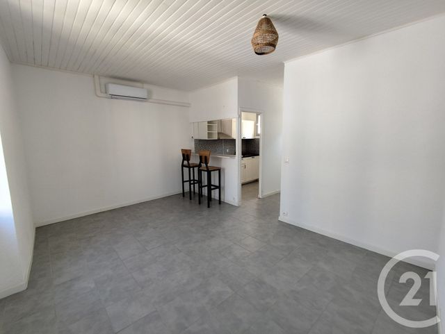 Appartement T2 à louer - 2 pièces - 43,39 m2 - Nimes - 30 - LANGUEDOC-ROUSSILLON