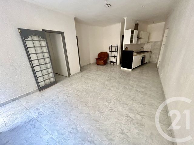 Appartement F2 à vendre - 2 pièces - 55 m2 - Nimes - 30 - LANGUEDOC-ROUSSILLON