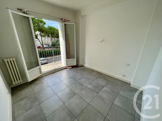 Appartement T4 à vendre - 4 pièces - 87,31 m2 - Nimes - 30 - LANGUEDOC-ROUSSILLON