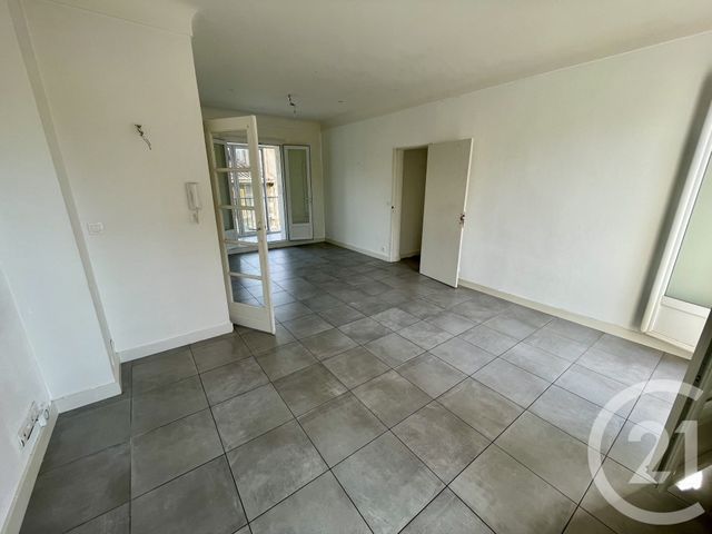 Appartement T4 à vendre - 4 pièces - 87,31 m2 - Nimes - 30 - LANGUEDOC-ROUSSILLON