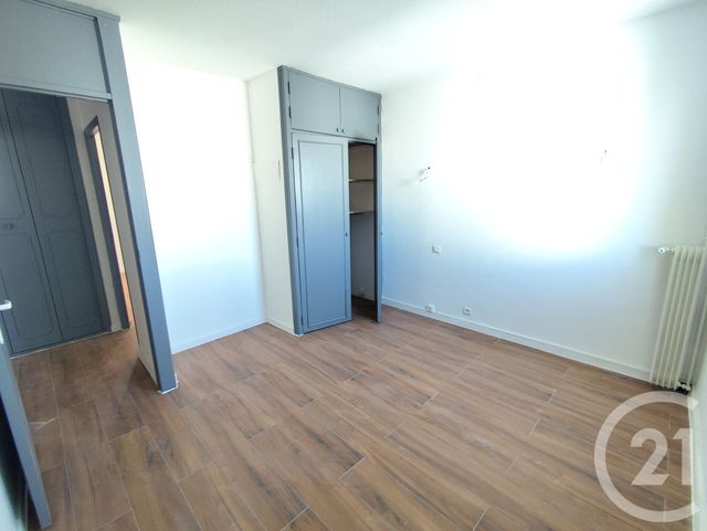 Appartement F4 à louer - 4 pièces - 70,43 m2 - Nimes - 30 - LANGUEDOC-ROUSSILLON