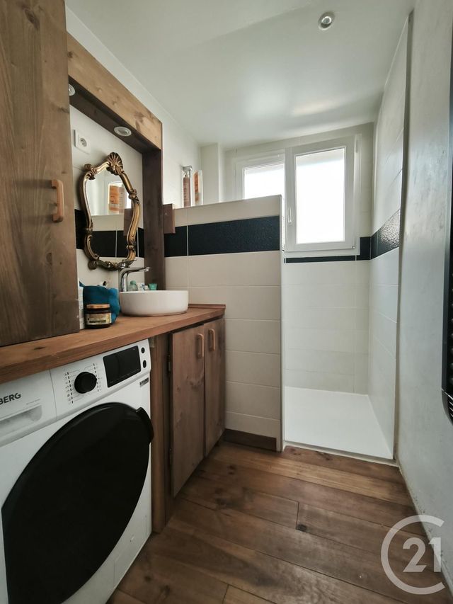 Afficher la photo en grand Appartement à vendre - 2 pièces - 45,43 m2 - Nimes - 30 - LANGUEDOC-ROUSSILLON