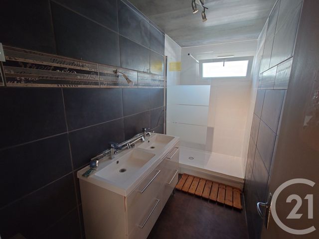 Appartement T3 à vendre - 4 pièces - 71,88 m2 - Nimes - 30 - LANGUEDOC-ROUSSILLON