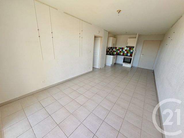 Afficher la photo en grand Appartement F2 à vendre - 2 pièces - 42,17 m2 - Nimes - 30 - LANGUEDOC-ROUSSILLON