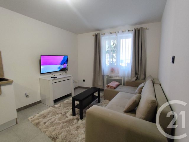 Appartement T2 à louer - 2 pièces - 35,52 m2 - Nimes - 30 - LANGUEDOC-ROUSSILLON